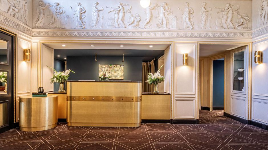 Hotel Barsey by Warwick Lobby