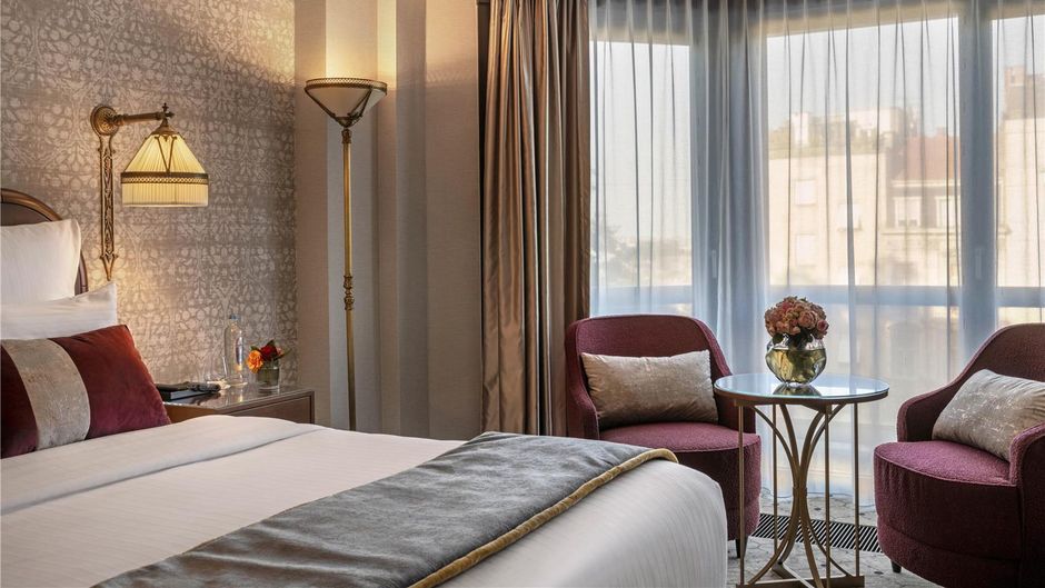 Hotel Barsey by Warwick Room