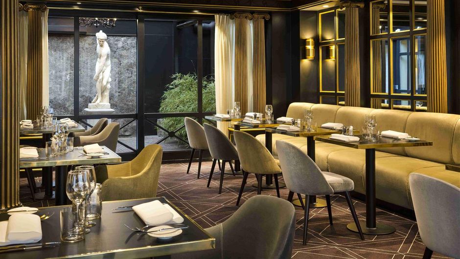 Hotel Barsey by Warwick Restaurant