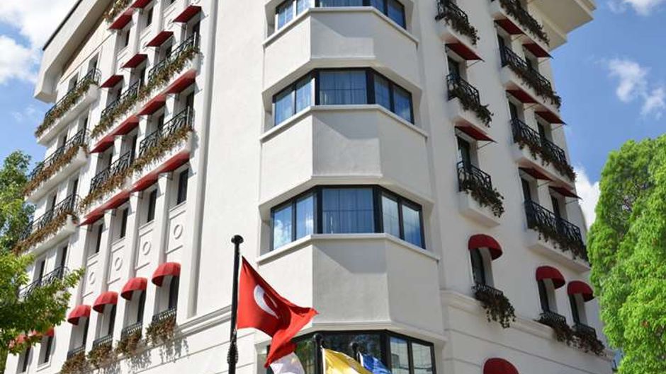 Warwick Ankara Exterior