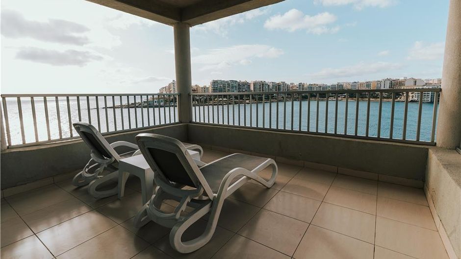 Cavalieri Hotel Malta Suite