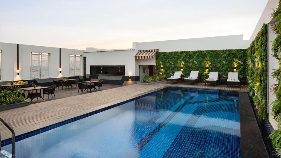Ramada Ghaziabad Vasundhara Pool