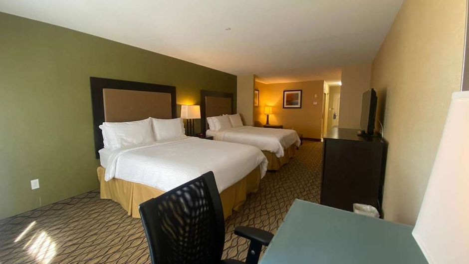 Wingate by Wyndham Fort Saskatchewan Room