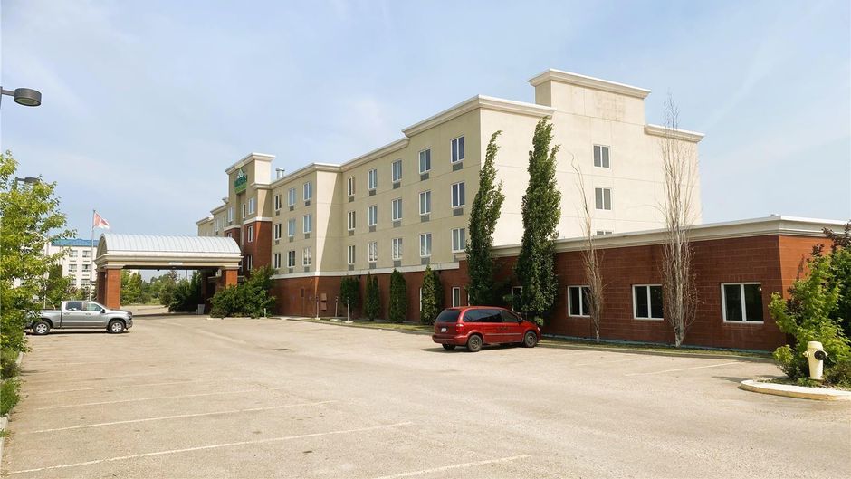 Wingate by Wyndham Fort Saskatchewan Exterior