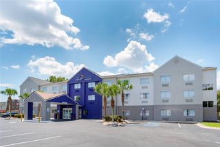 Sleep inn & Suites Pensacola