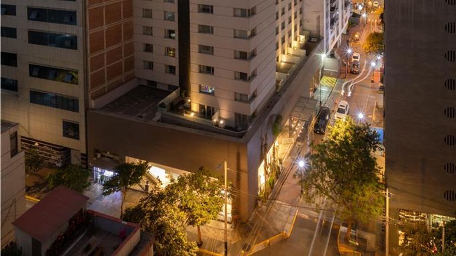 Sonesta Hotel Miraflores Exterior