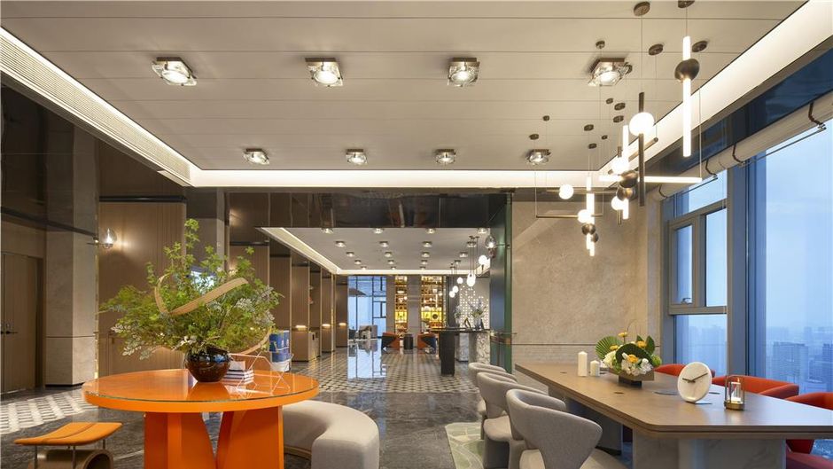 Hampton Zhengzhou East Railway Station Lobby