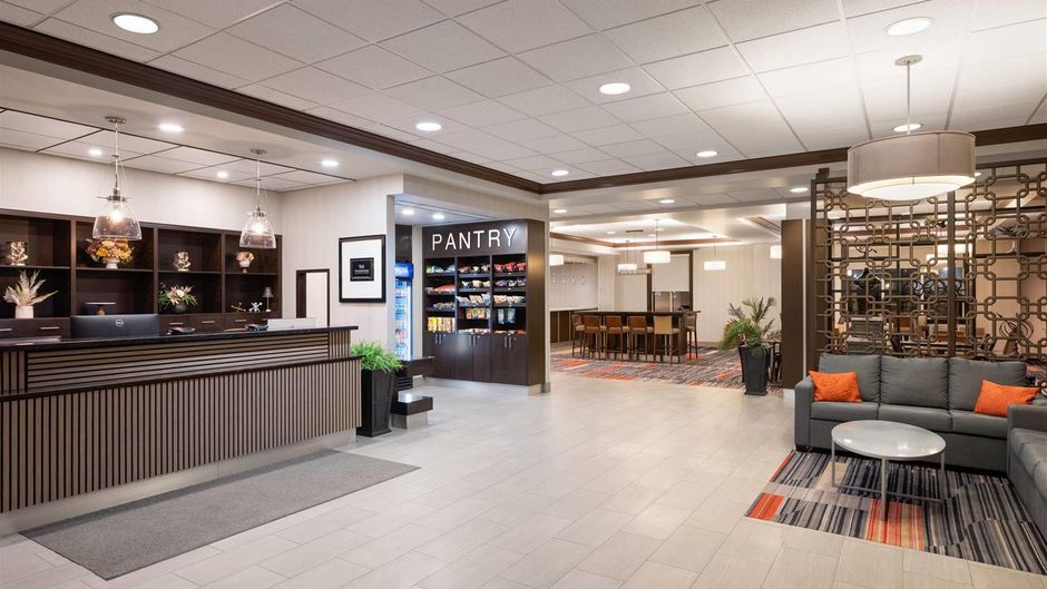 Waterloo Suites Hotel Lobby