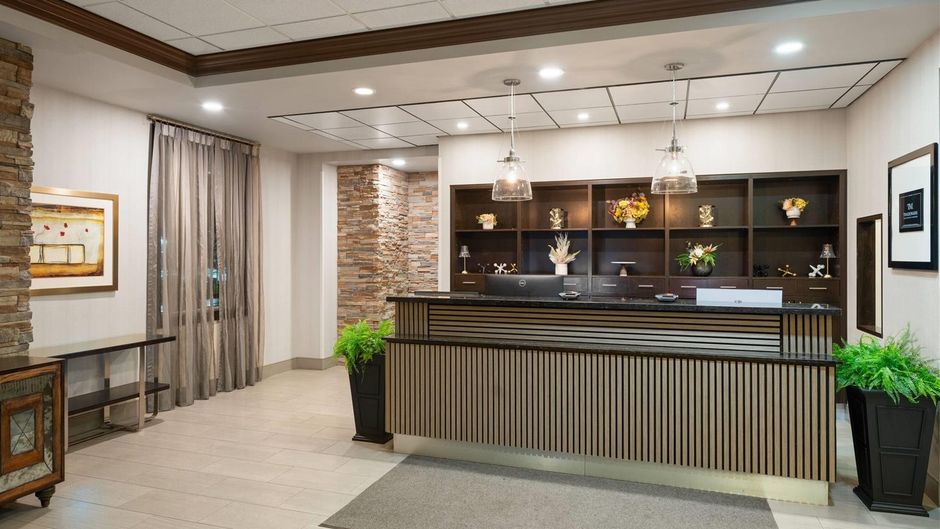 Waterloo Suites Hotel Lobby