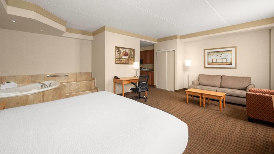Waterloo Suites Hotel Suite
