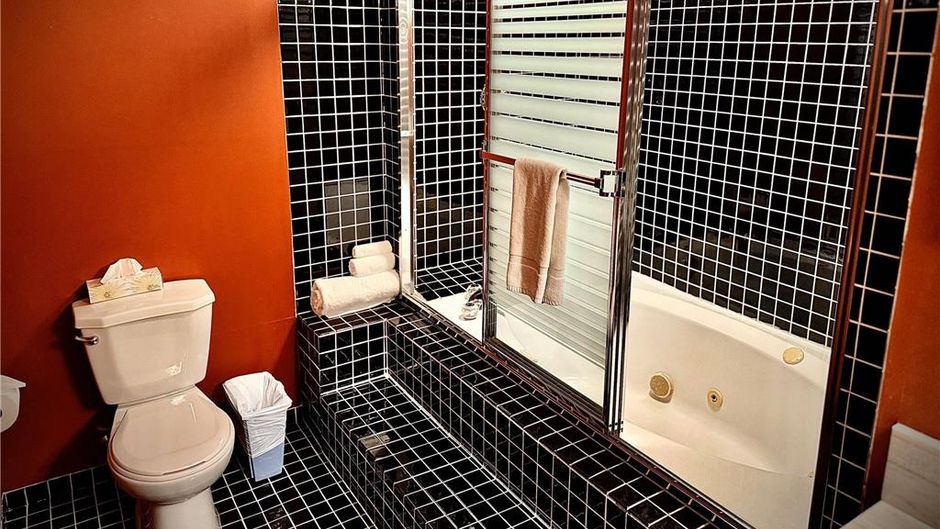 Quality Inn Fort Frances Room