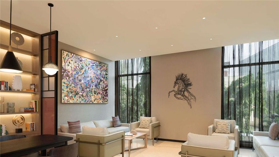 ibis Mumbai BKC Exterior