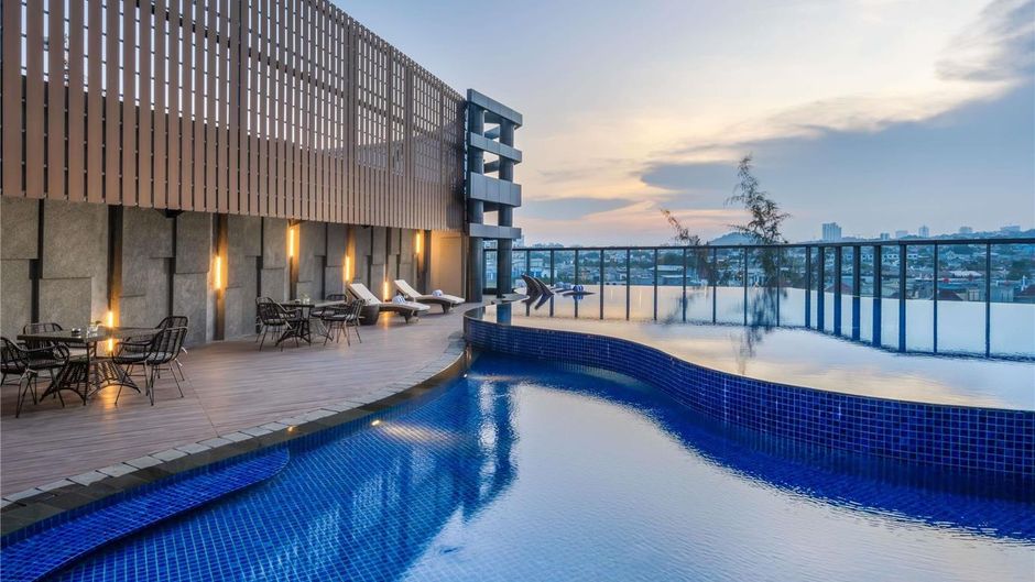 Grand Mercure Batam Centre Exterior