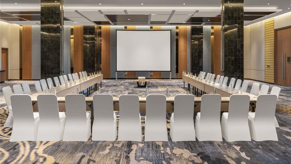 Grand Mercure Batam Centre Meeting