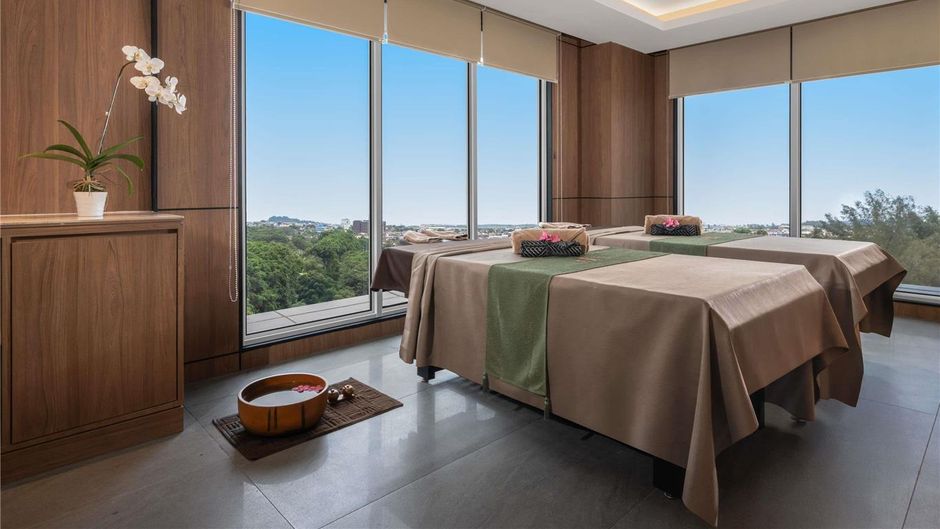 Grand Mercure Batam Centre Spa