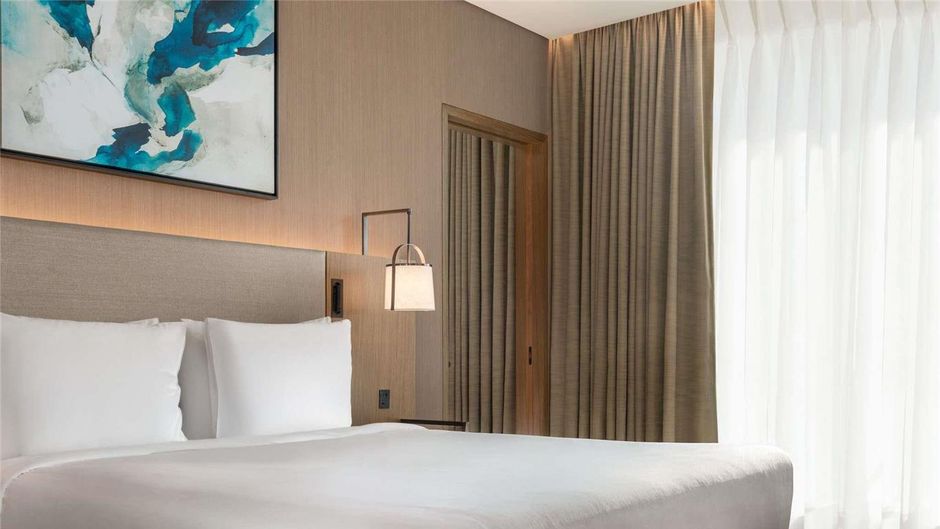 Mercure Dubai Gold District Suite