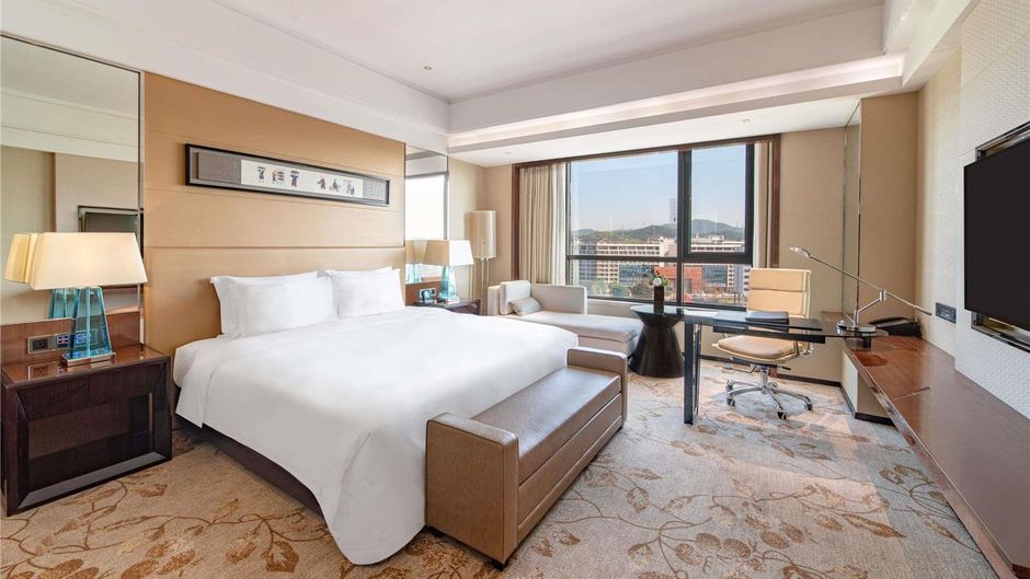 Swissotel Guangzhou Room