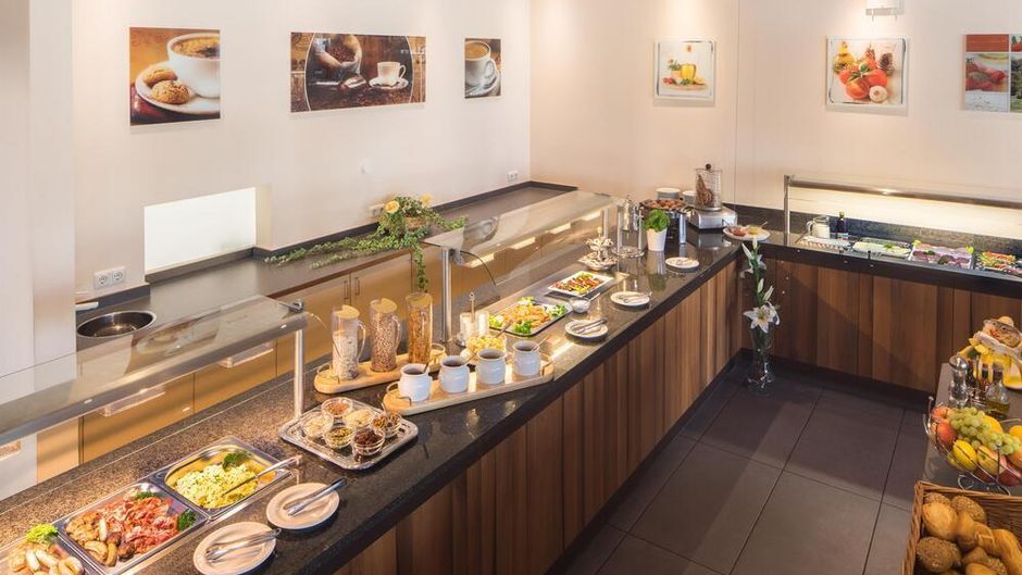 Hotel Meridian Restaurant