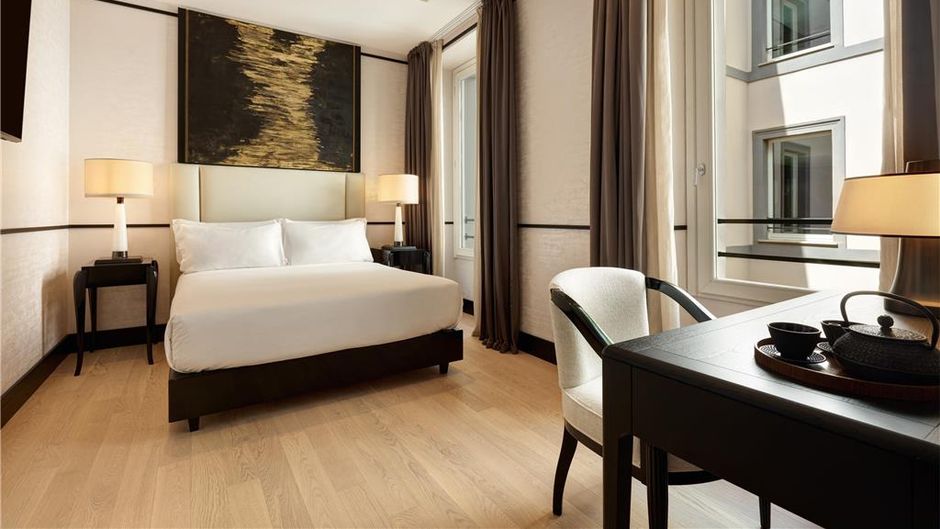 Grand hotel via Veneto Room