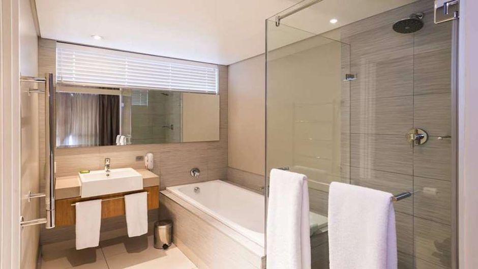 Harbour Bridge Suites 001 Suite