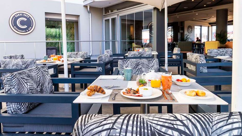 Harbour Bridge Suites 001 Restaurant