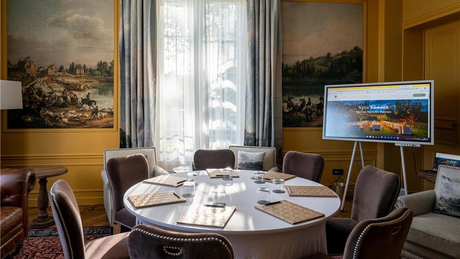 Villa Edmond Maison Blanche Bievres Meeting