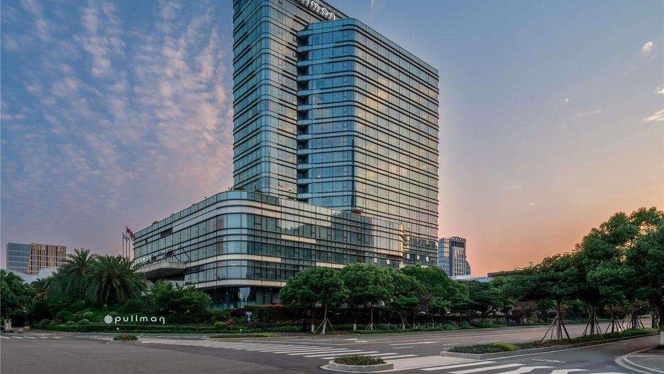 Pullman Zhoushan Seaside Exterior