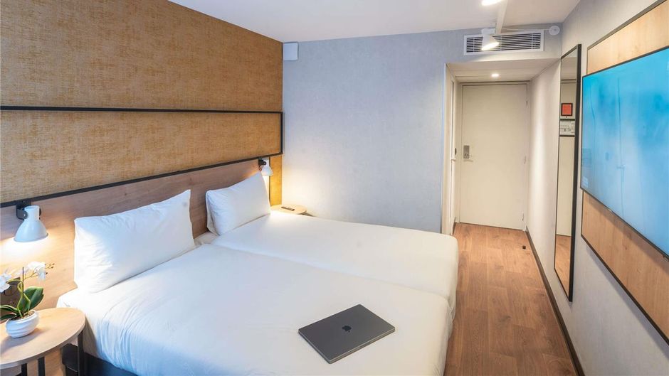 Ibis Paris Porte De Saint Ouen Room