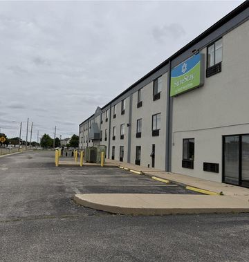 Best Western Plus Wichita West Airport