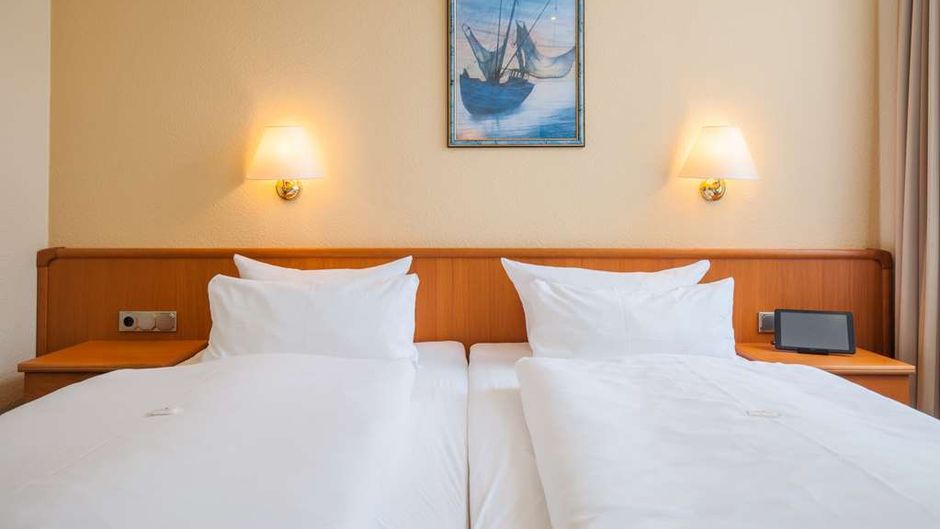 City Hotel Valois Room