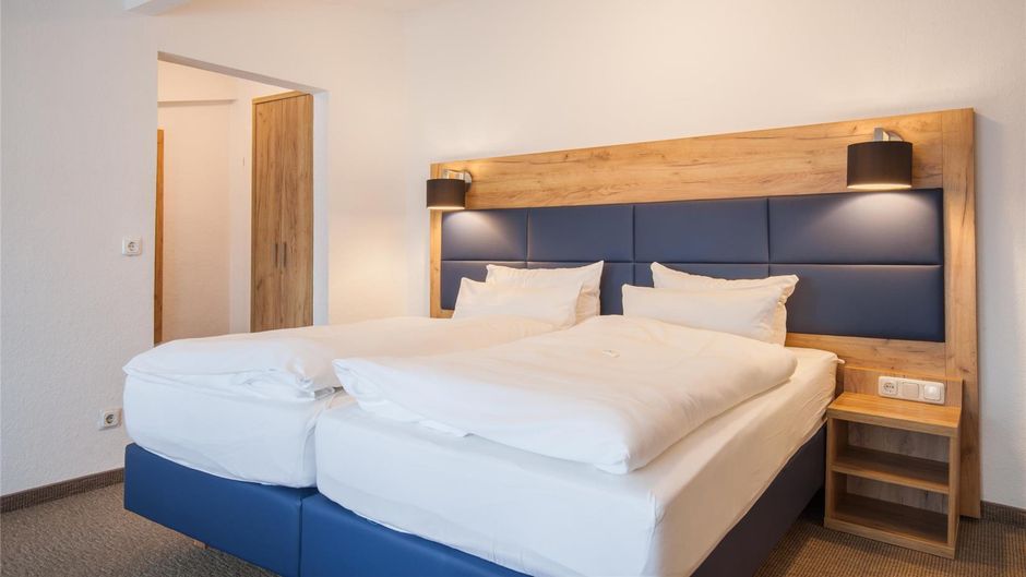 City Hotel Valois Room