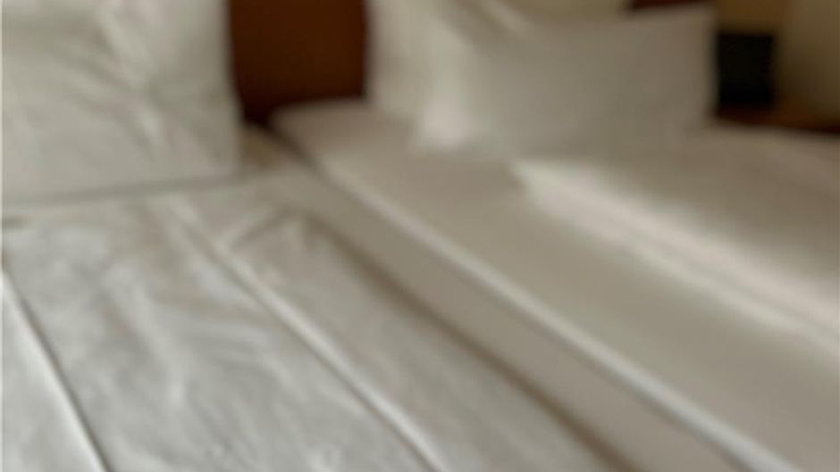 City Hotel Valois Room