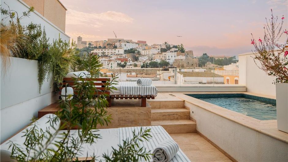 The Standard, Ibiza Pool