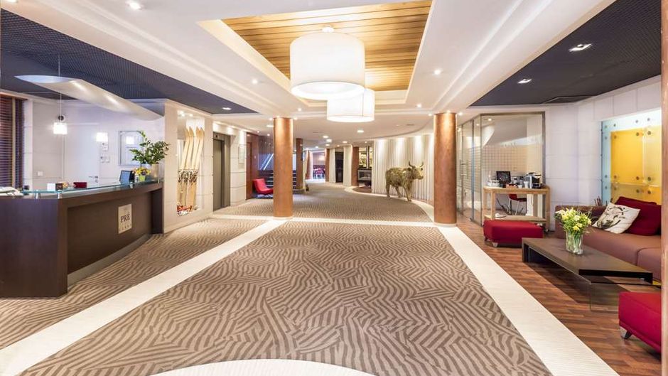 Hotel Le Pre Carre Lobby