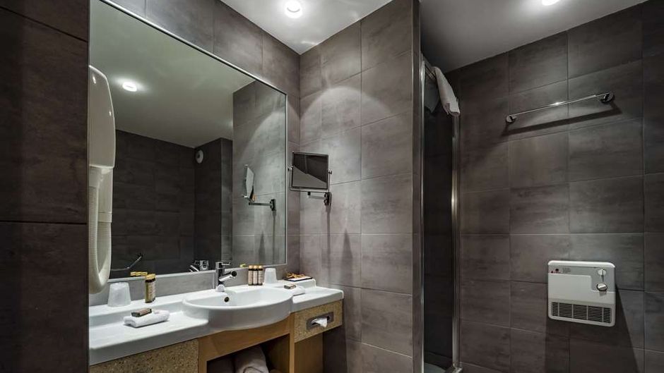 Hotel Le Pre Carre Room