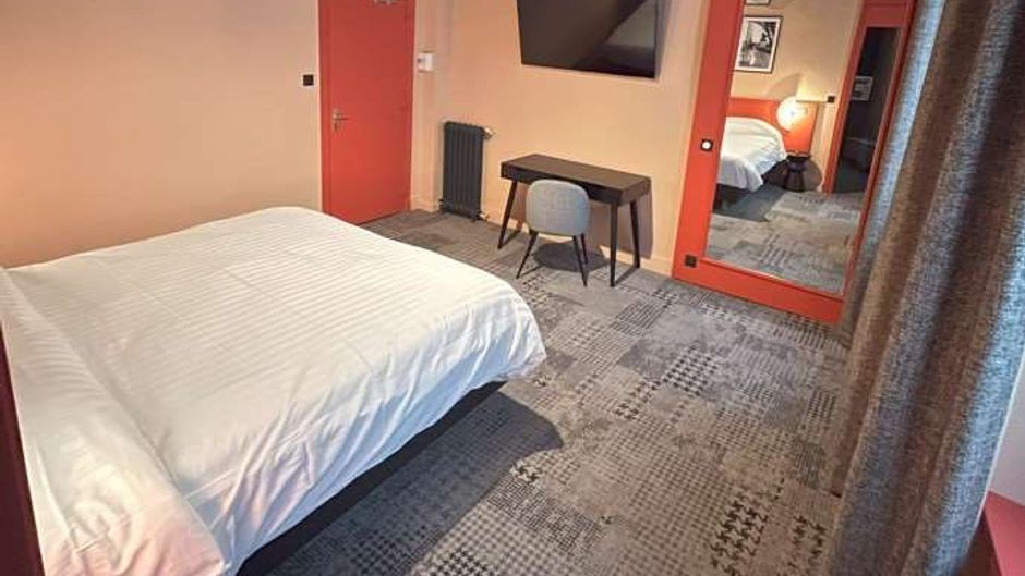 Hotel de l'Europe Grenoble Hyper Centre Room