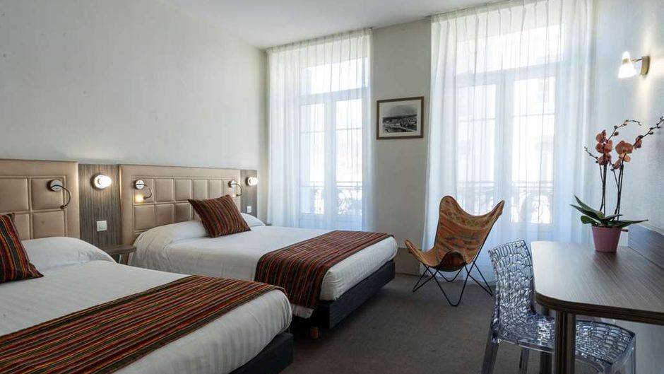 Hotel de l'Europe Grenoble Hyper Centre Room