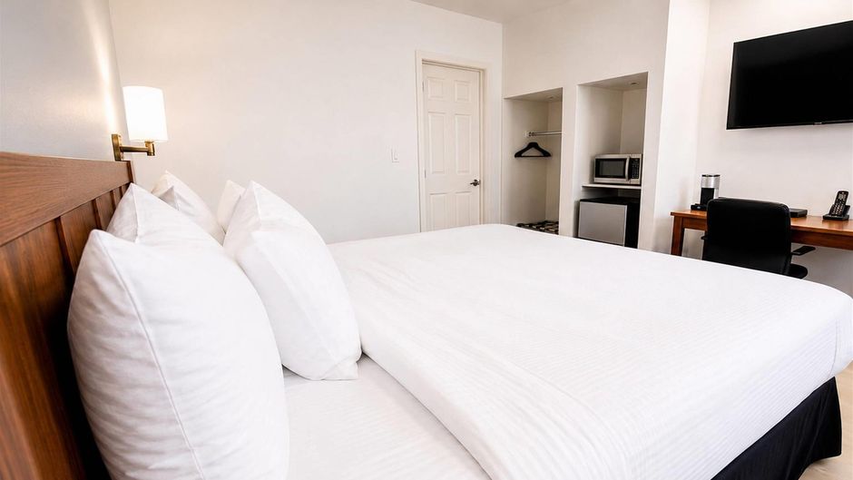Maritime Inn Port Hawkesbury Room
