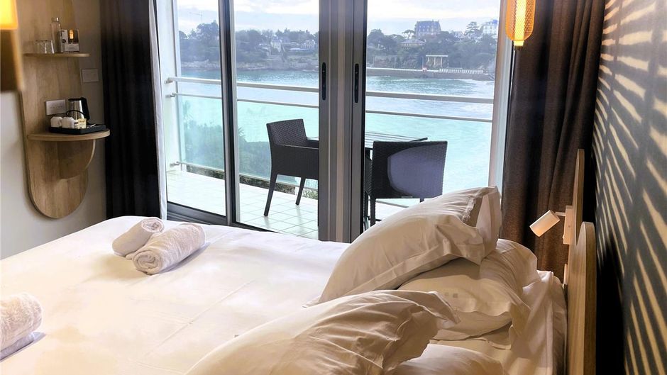 Best Western Hotel Le Crystal Dinard Room