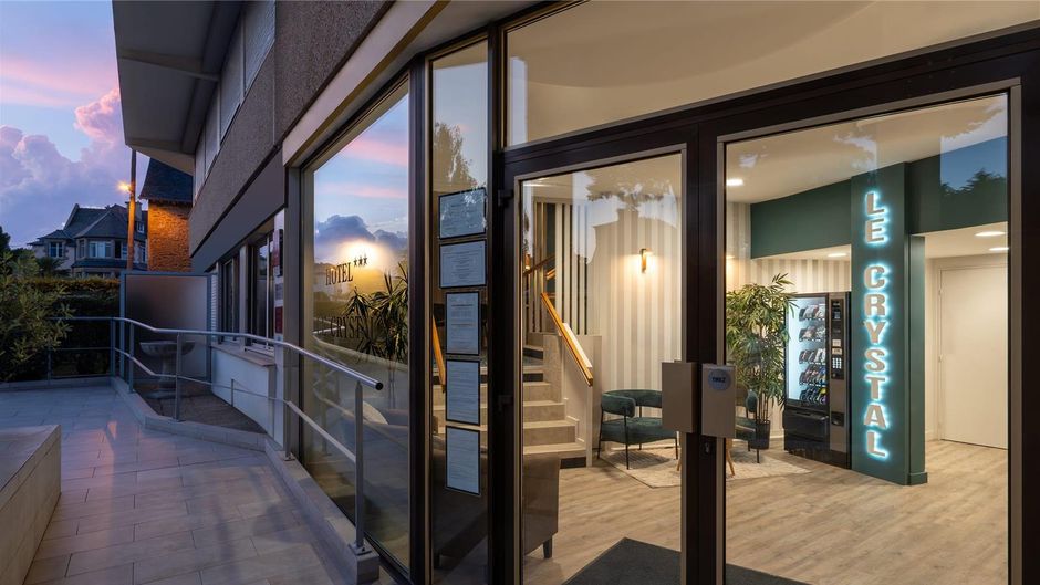 Best Western Hotel Le Crystal Dinard Exterior