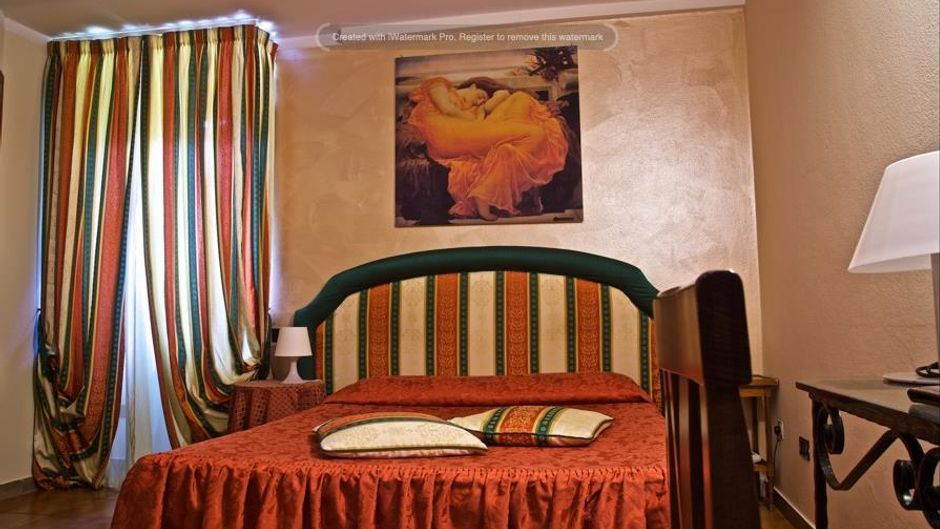La Luna Room