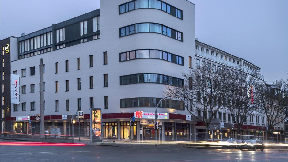 Hotel Esplanade Exterior