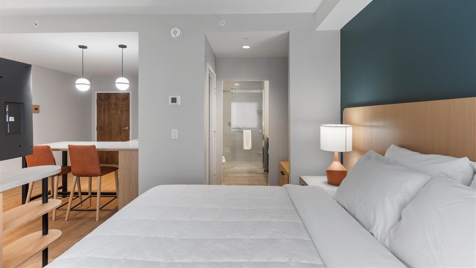 Hyatt House Thunder Bay Suite