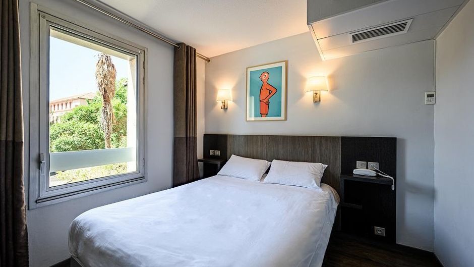 Hotel Gascogne Room