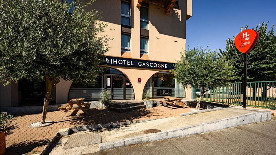 Hotel Gascogne Exterior