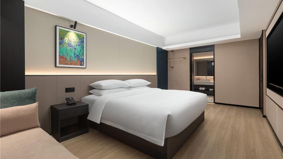 Days Inn Yueyang Train Station Room