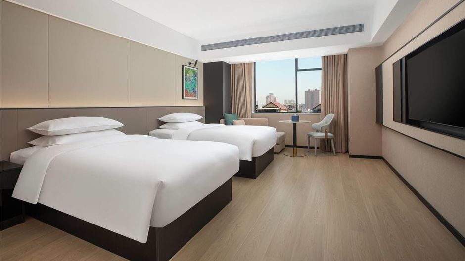 Days Inn Yueyang Train Station Room