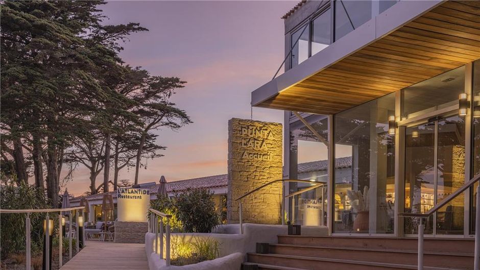 Hotel Punta Lara Lobby