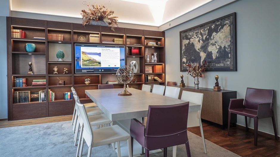 Swiss Luxury Apartments Meeting