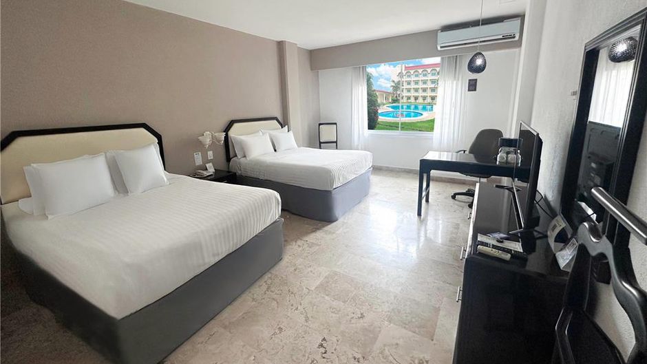 Days Inn by Wyndham Tuxtepec Room